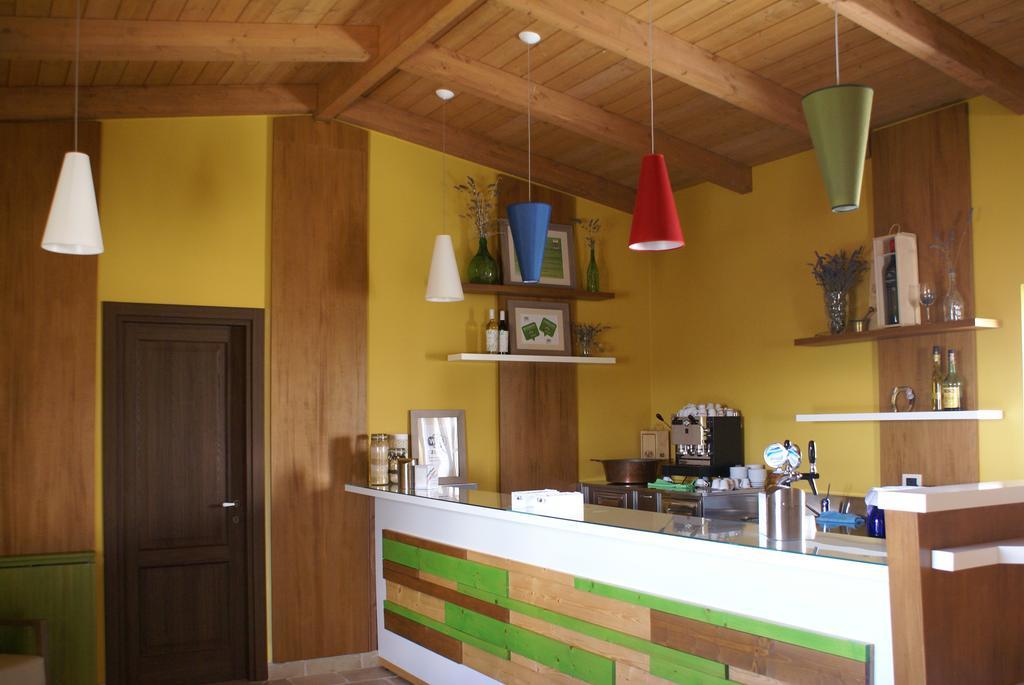 Agriturismo Mura Villa Altamura Bagian luar foto