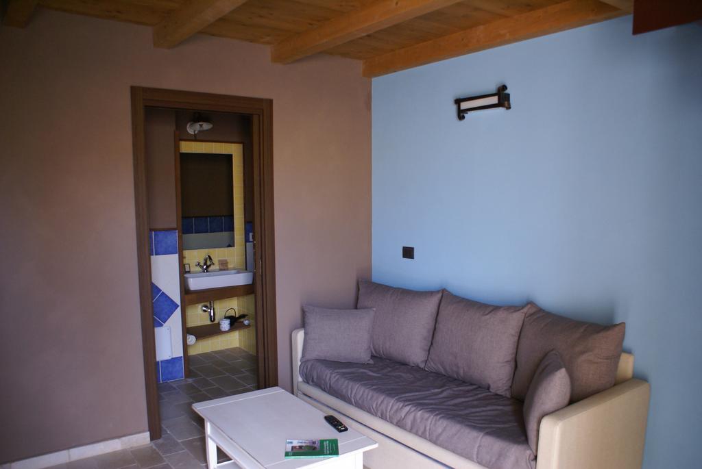 Agriturismo Mura Villa Altamura Bagian luar foto